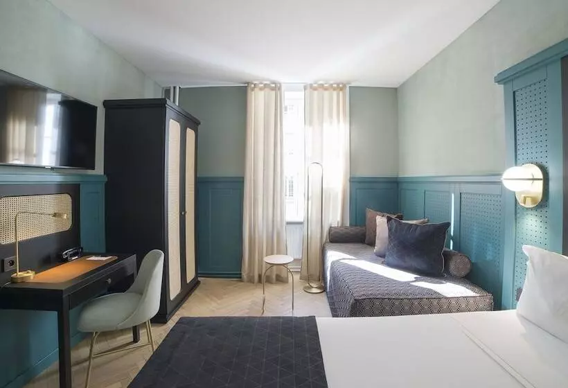 Hannong Hotel & Wine Bar