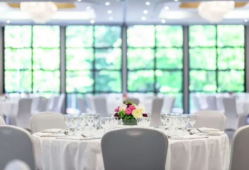 ホテル Hilton Strasbourg