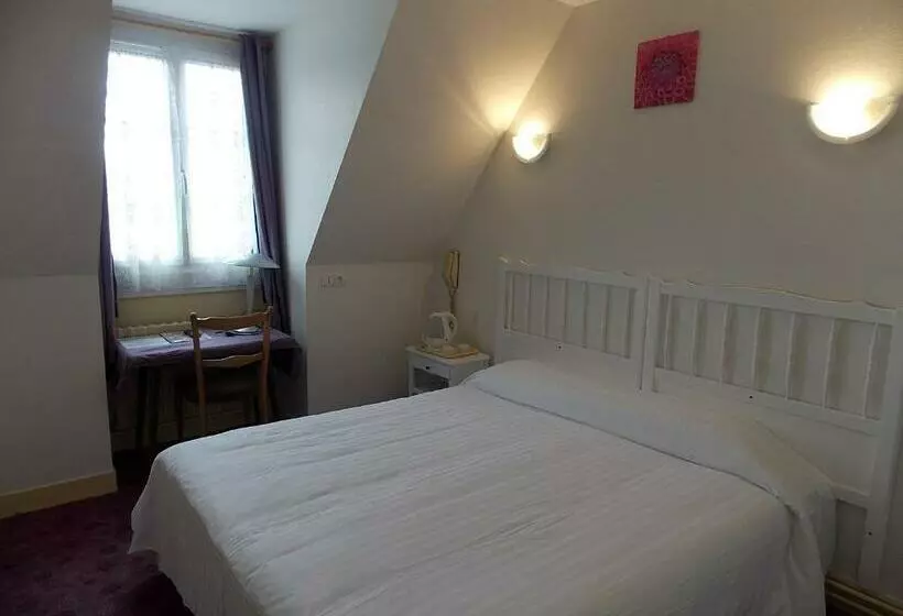 فندق Hostel Du Roy