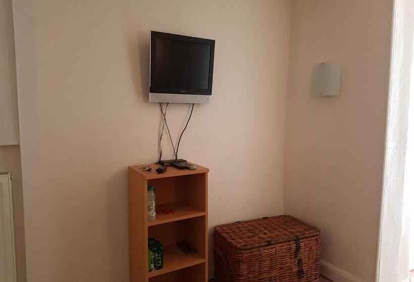 هتل Hôtel Des Poètes Avec Parking Sur Réservation