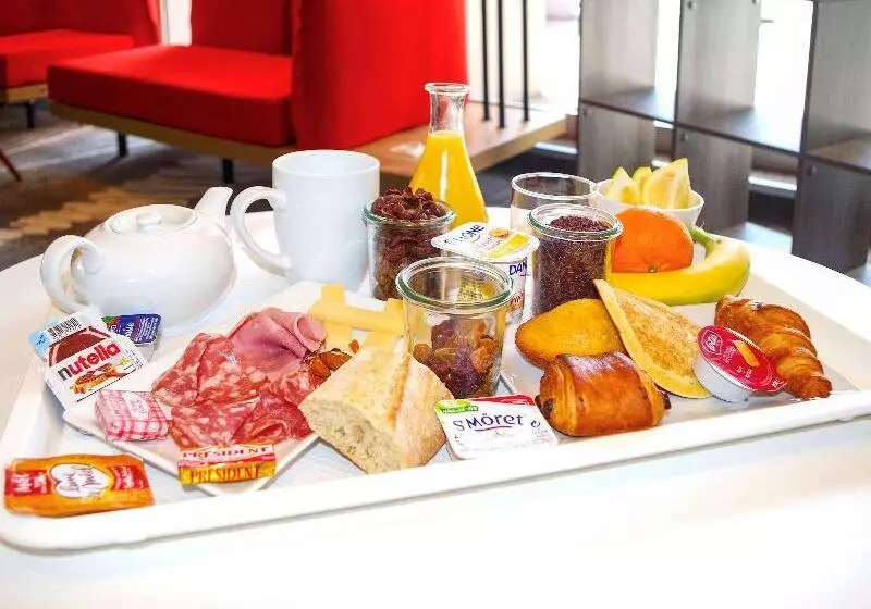 Отель Ibis Nîmes Ouest   A9