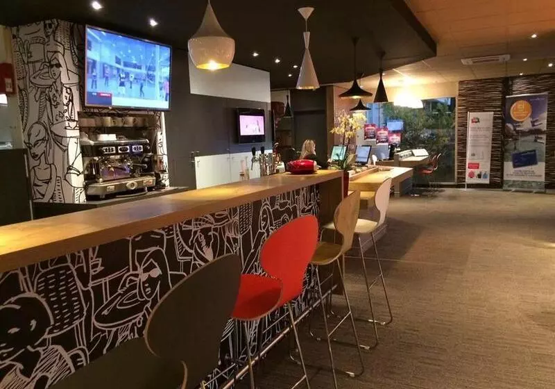 Отель Ibis Nîmes Ouest   A9