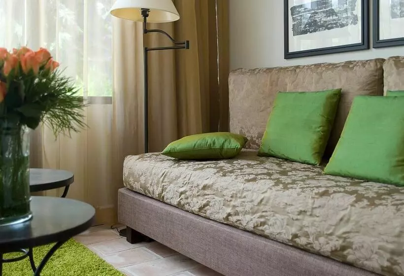 ホテル La Cabro D'or