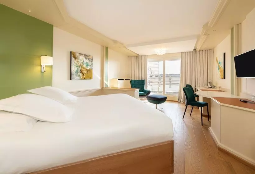 Отель La Clairière Bio & Spa