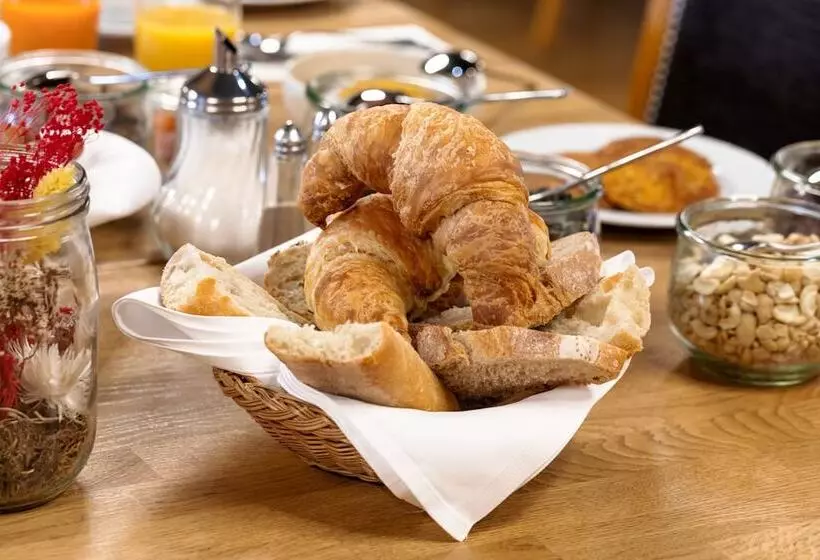 Отель La Clairière Bio & Spa