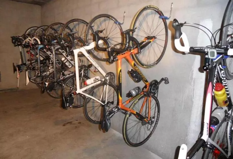 Hotell La Grande Eperviere