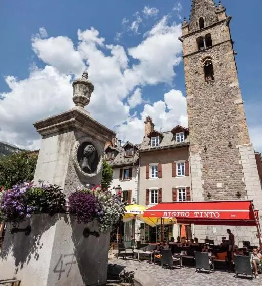 Hotell La Grande Eperviere