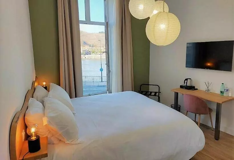 בית מלון כפרי Le Chateau