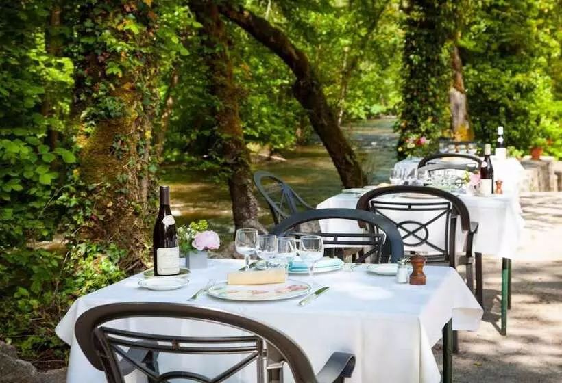 هتل Le Moulin Des Ruats