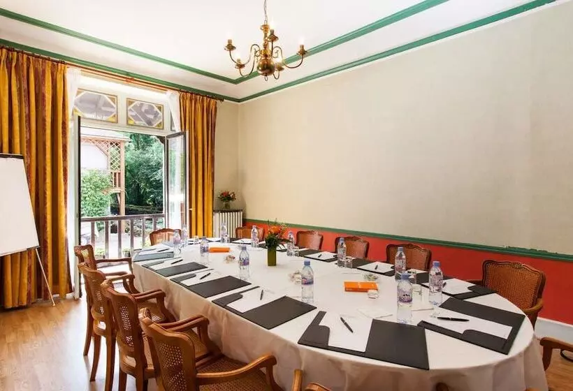 هتل Le Moulin Des Ruats