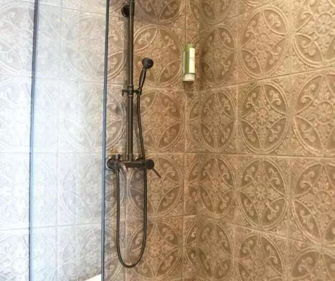 هتل Le Moulin Des Ruats