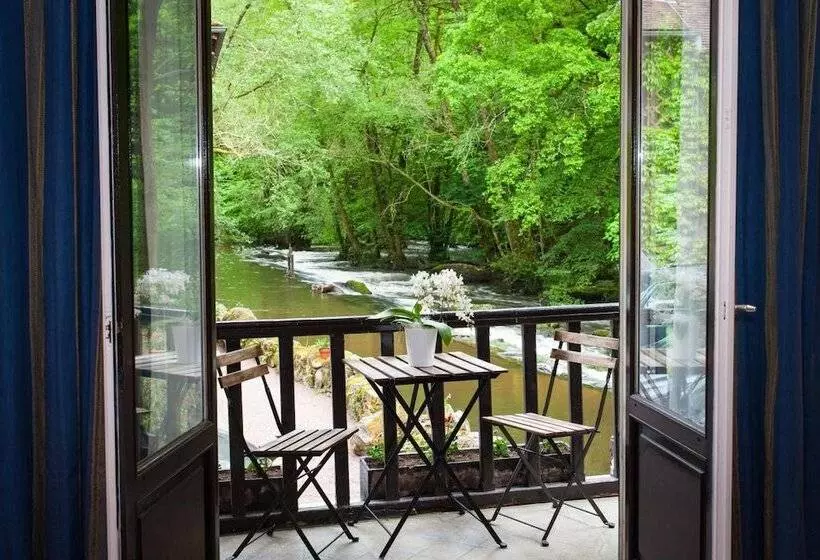 هتل Le Moulin Des Ruats