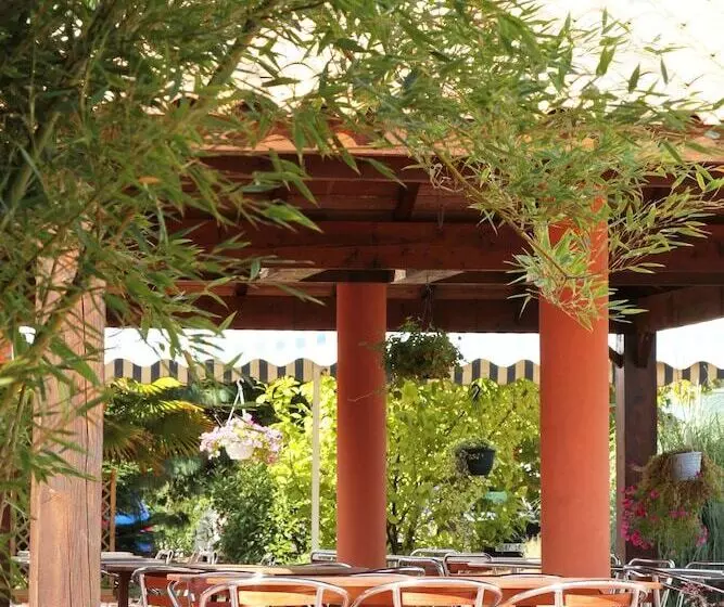 Отель L'Etoile Bleue