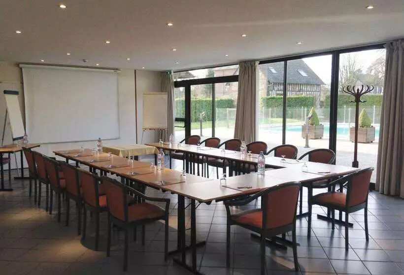 호텔 Logis Le Clos Deauville Saint Gatien