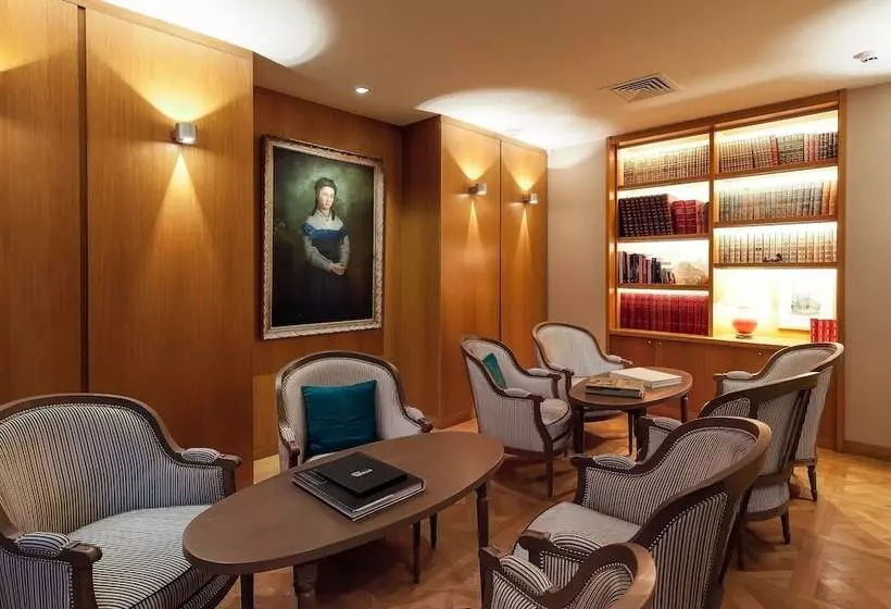 هتل Pas De Calais