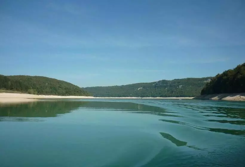 בית מלון כפרי Restaurant La Chaumiere Du Lac