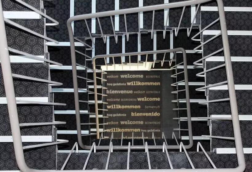 Отель The Originals City, Hôtel De L Europe, Saintnazaire