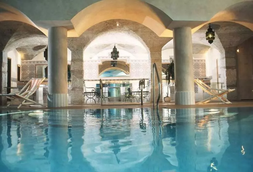 Отель Aux Meublés Du Manoir