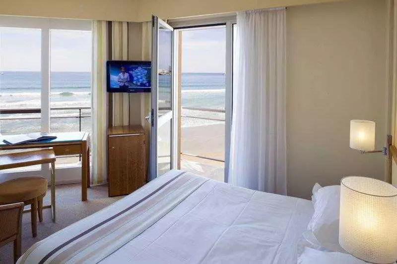 هتل & Spa Les Roches Noires