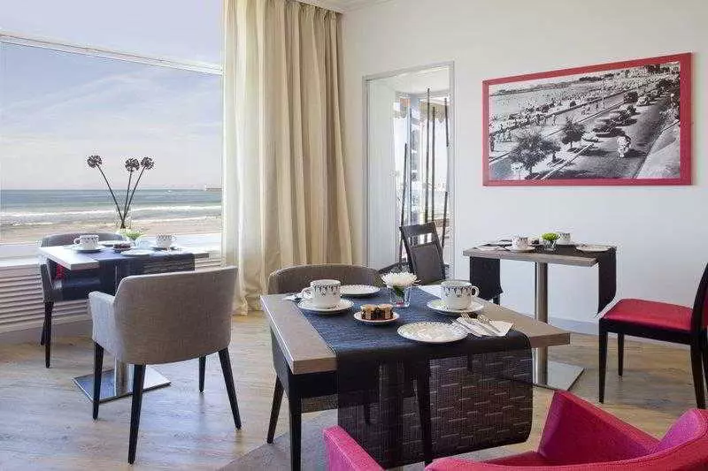 هتل & Spa Les Roches Noires