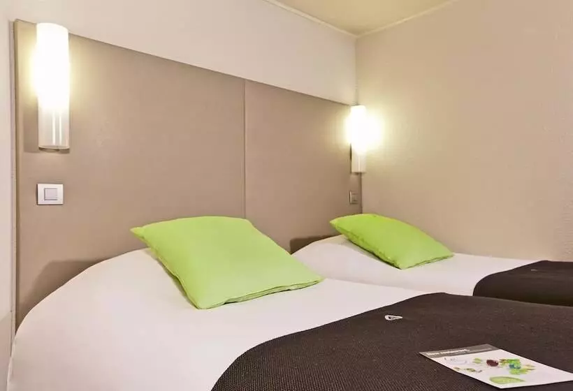 Отель Campanile Chanas