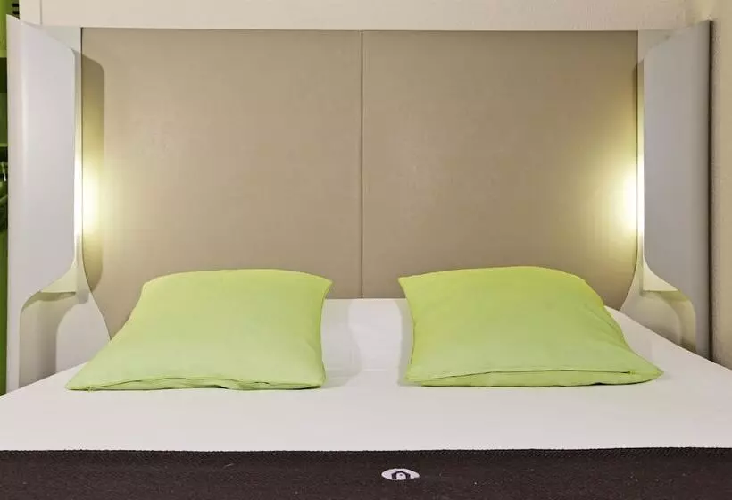 Отель Campanile Chanas