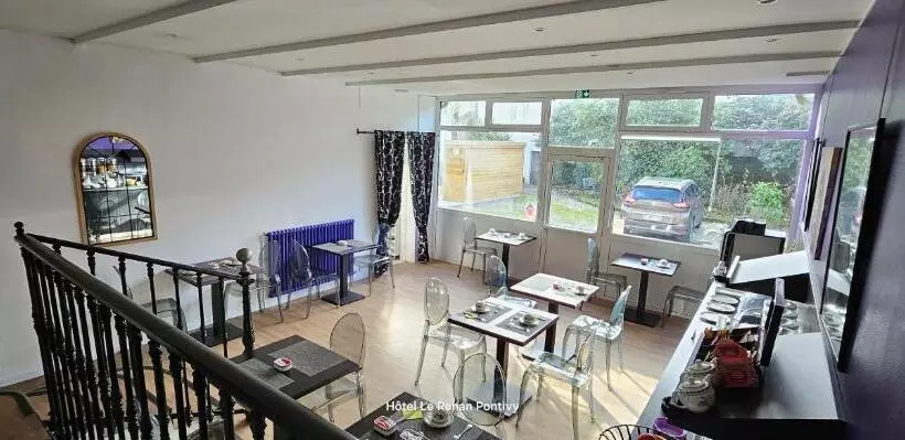 Hotel Hôtel Le Rohan Charme Et Caractère