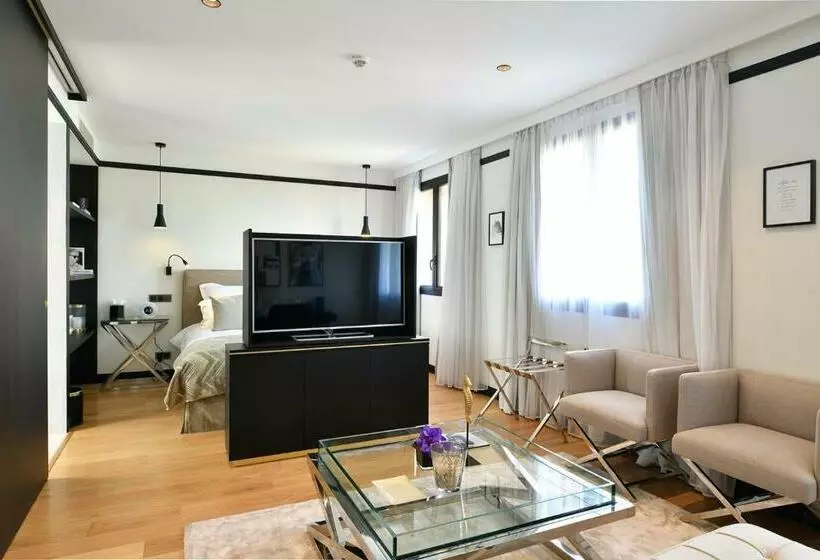 호텔 Hôtel Restaurant Le Touring   Teritoria