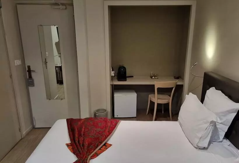 Отель La Terrasse