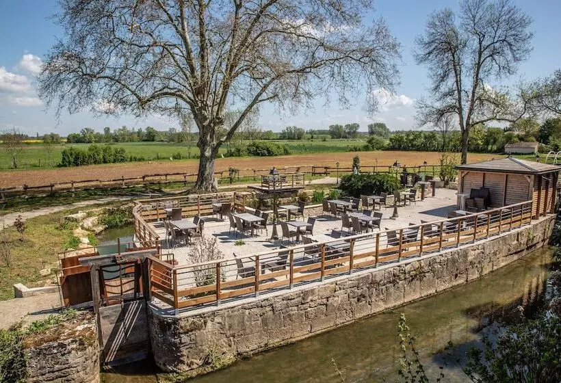 בית מלון כפרי Le Moulin D Hauterive