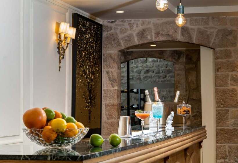 هتل Le Saint Paul