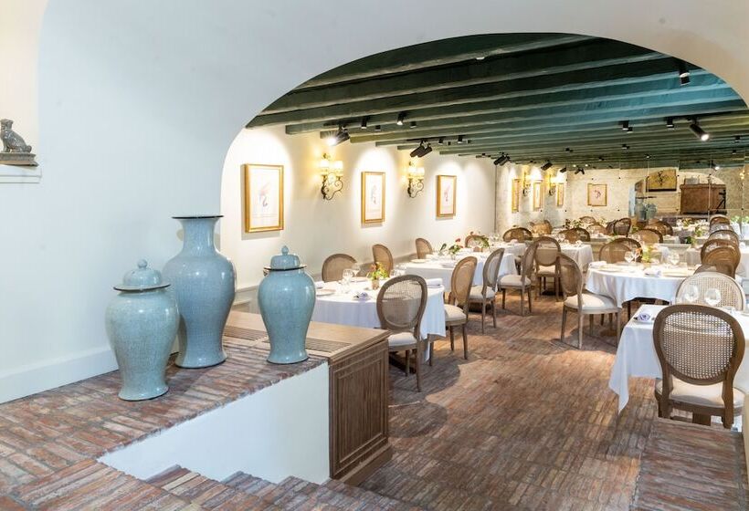 هتل Le Saint Paul