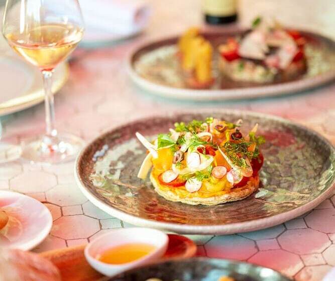 هتل Le Saint Paul