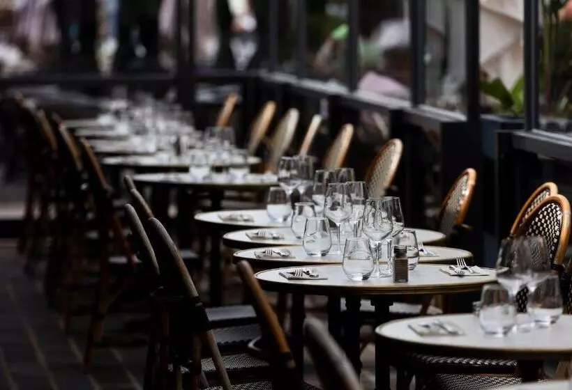 호텔 Hôtel Restaurant Le Touring   Teritoria