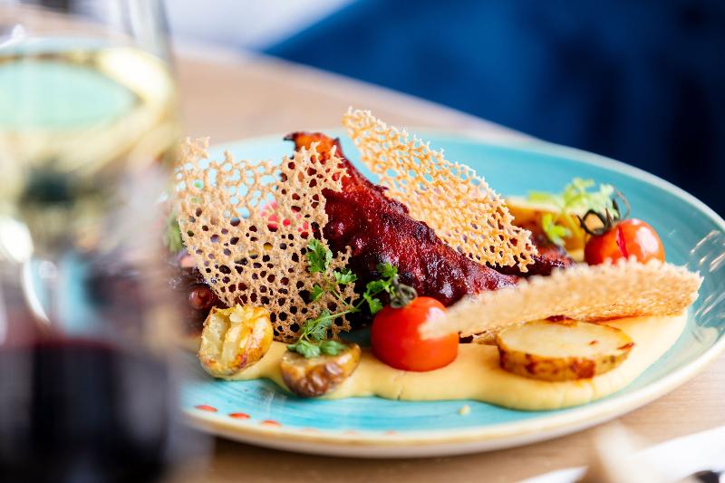 ホテル Hôtel Restaurant Le Touring   Teritoria