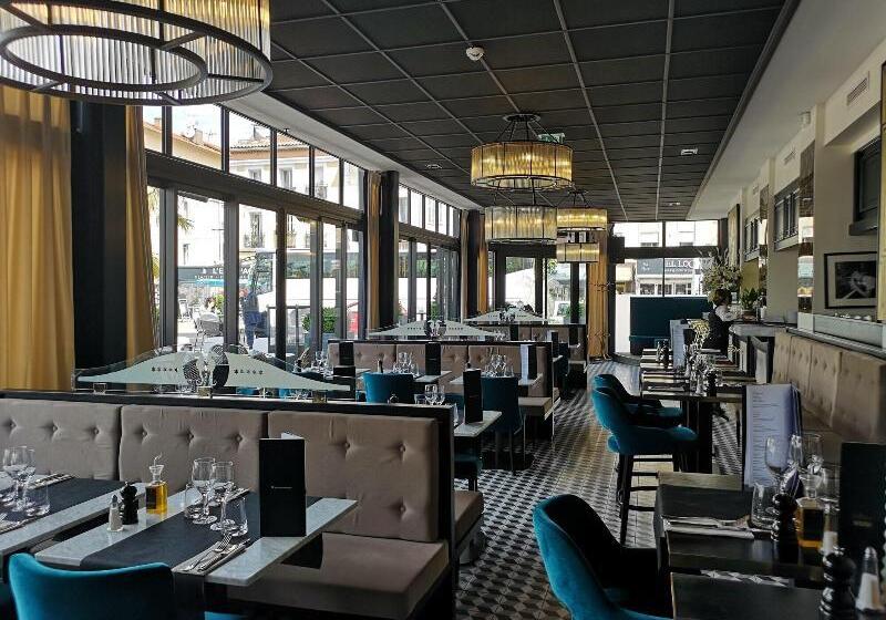 ホテル Hôtel Restaurant Le Touring   Teritoria