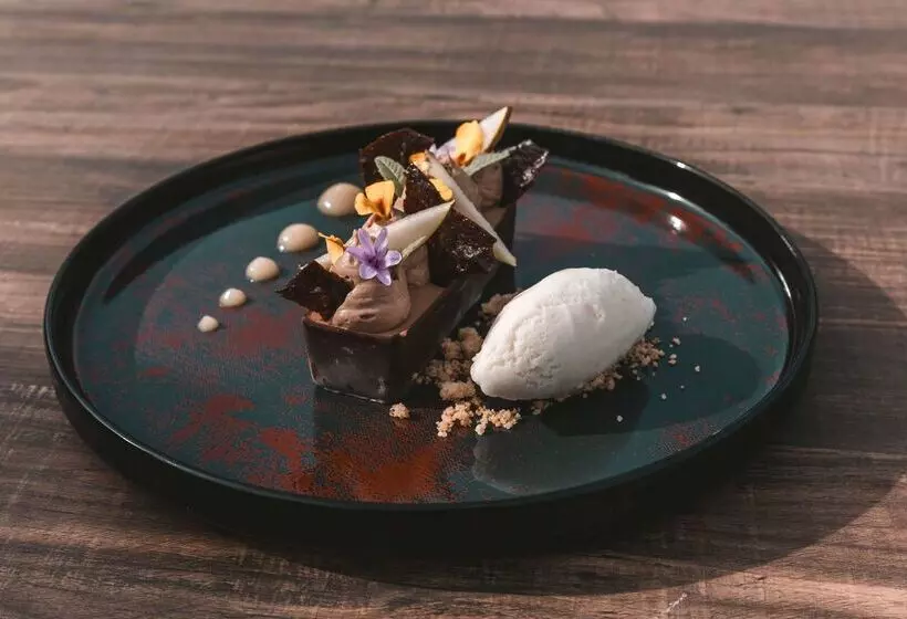 Les Violettes Hotel & Spa