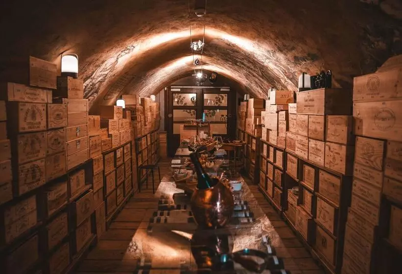 Les Violettes Hotel & Spa