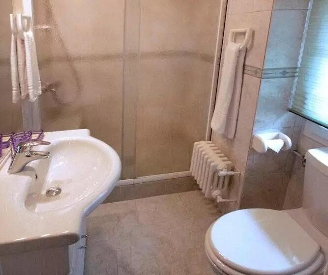 Hotel Logis Arts Et Terroirs