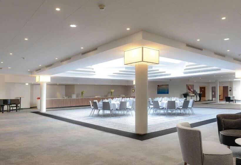 هتل Mercure Caen Centre Port De Plaisance