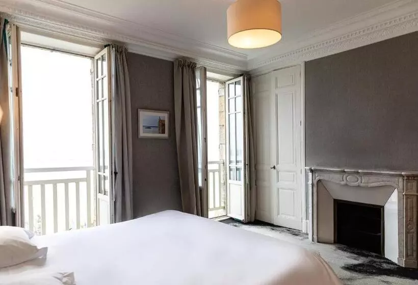 هتل La Mère Poulard