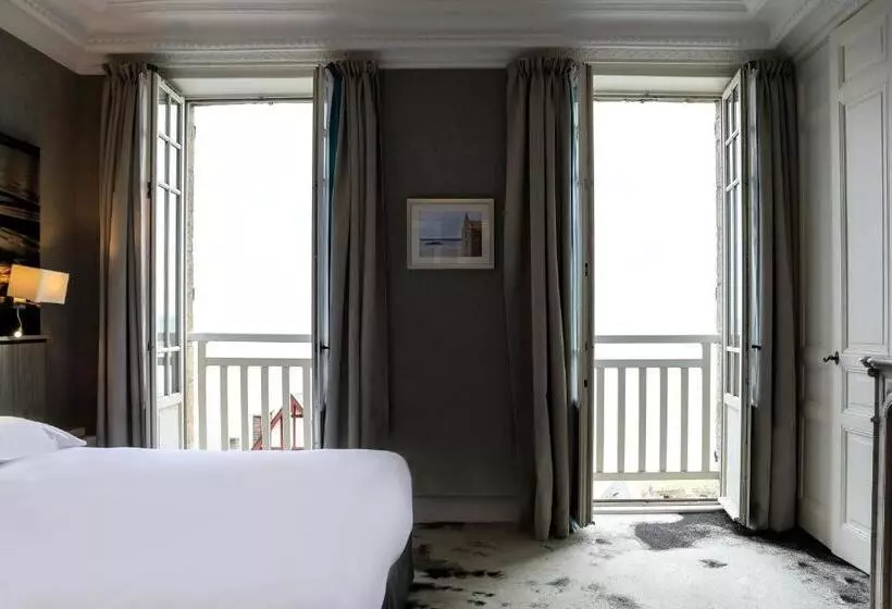 هتل La Mère Poulard