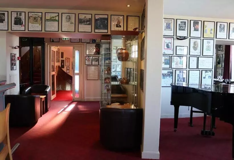 هتل La Mère Poulard