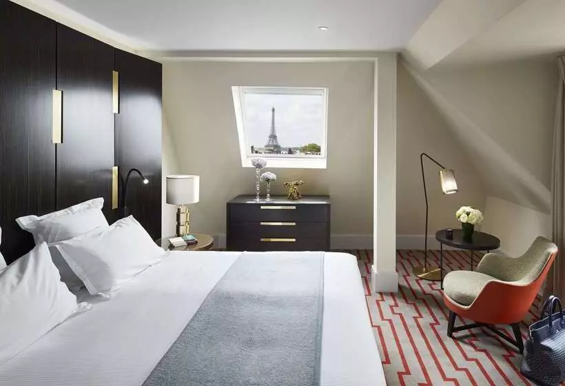 ホテル Montalembert