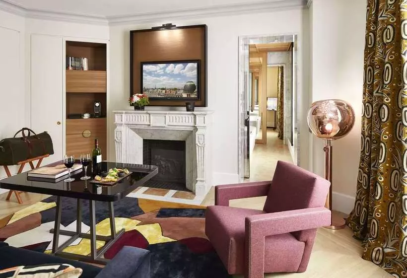 ホテル Montalembert