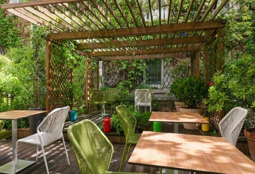 ホテル Paris Louis Blanc