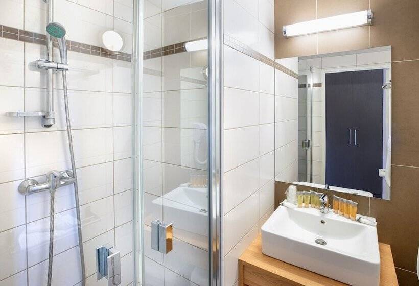 هتل Sowell Family Les Bergers