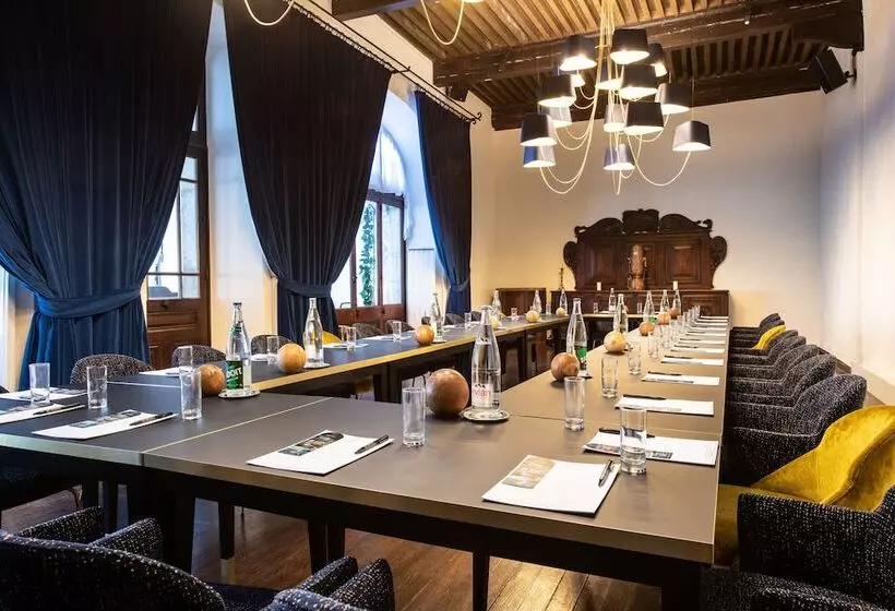 Отель Abbaye De Talloires