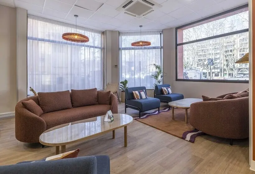 هتل B&b Hôtel Perpignan Centre
