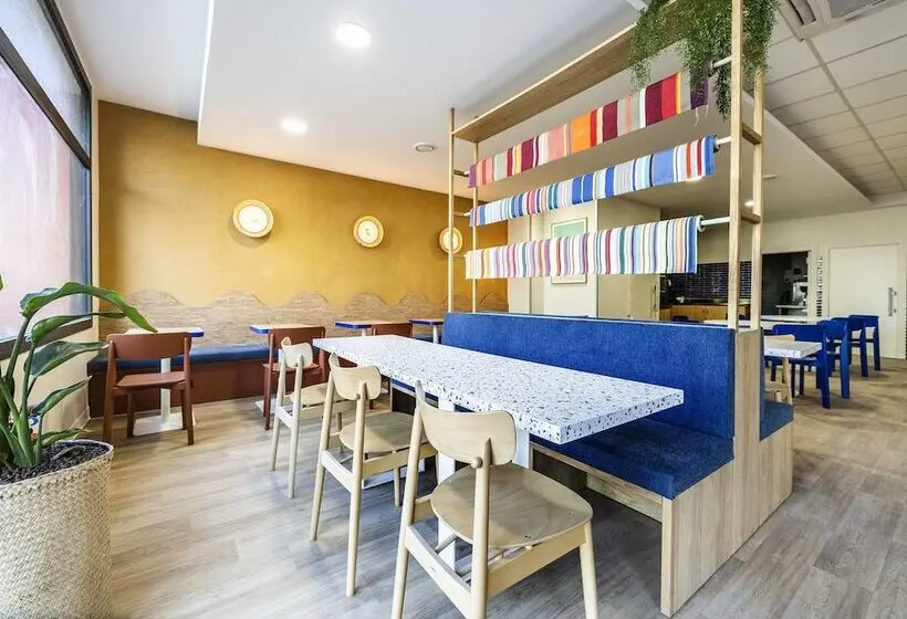 هتل B&b Hôtel Perpignan Centre
